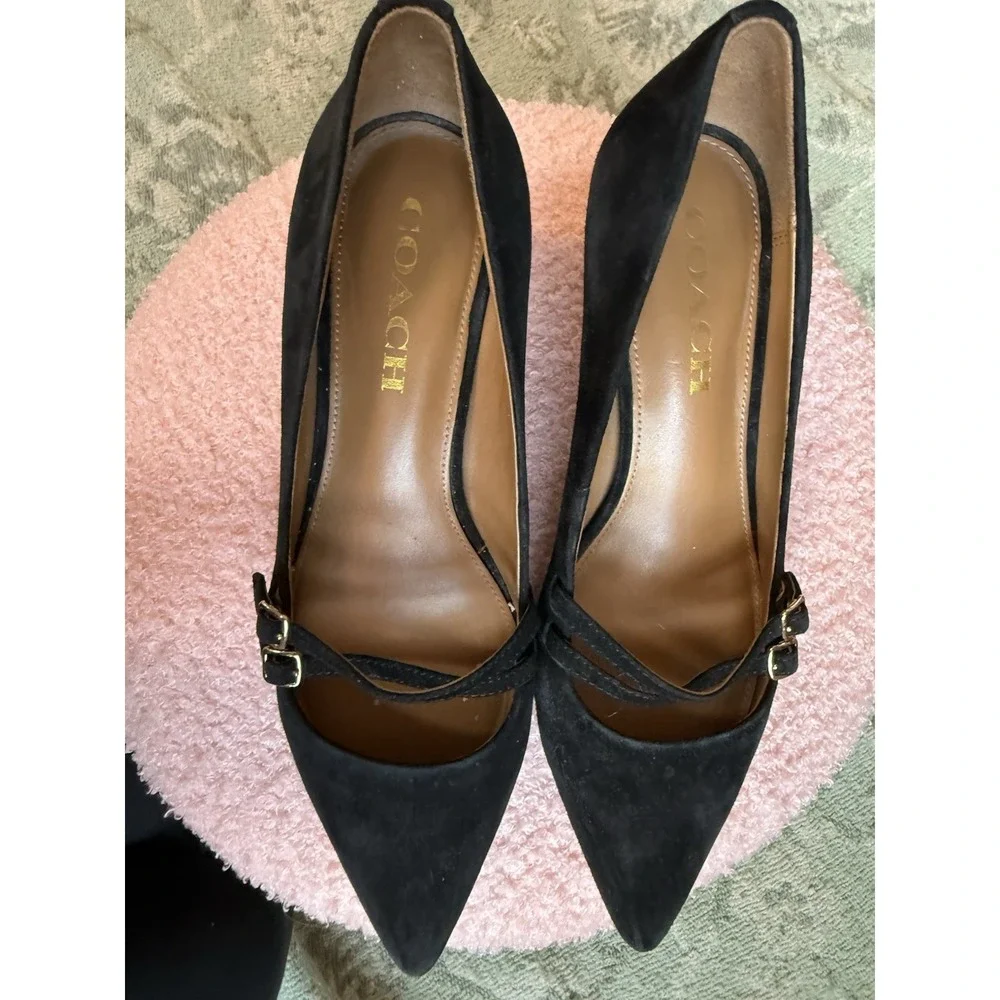 Coach Black Suede Pointed Toe Kitten Heel Pumps Buckle Accent Size 7 B - Picture 4 of 6
